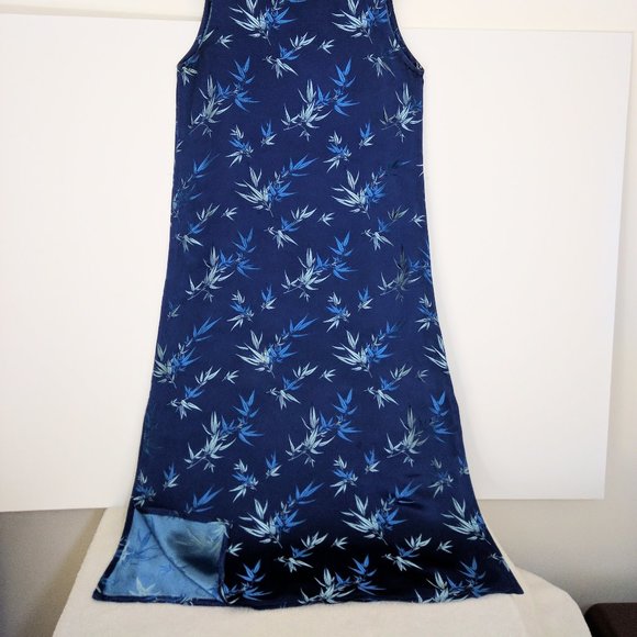 Dress - 100% Imported Chinese SILK! - Picture 2 of 3